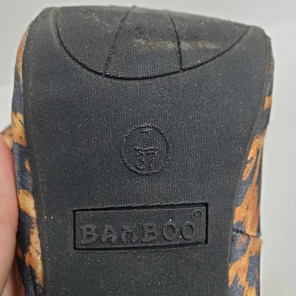Bamboo platform heel animal print shoe size 7 black orange leopard fab… - Picture 6 of 6